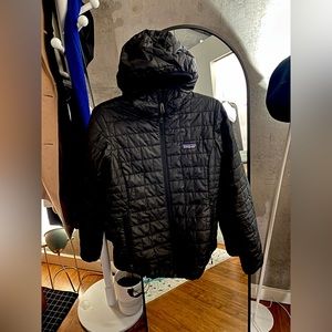 Patagonia Black Nano hoodie puff jacket.